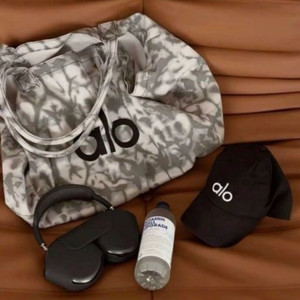 [새상품] Alo 알로 요가 가방, 토트백