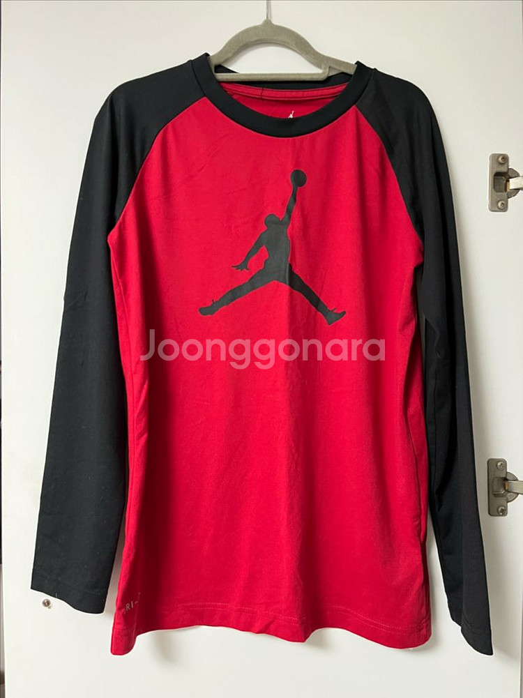 나이키키즈 조던티셔츠 M사이즈--0