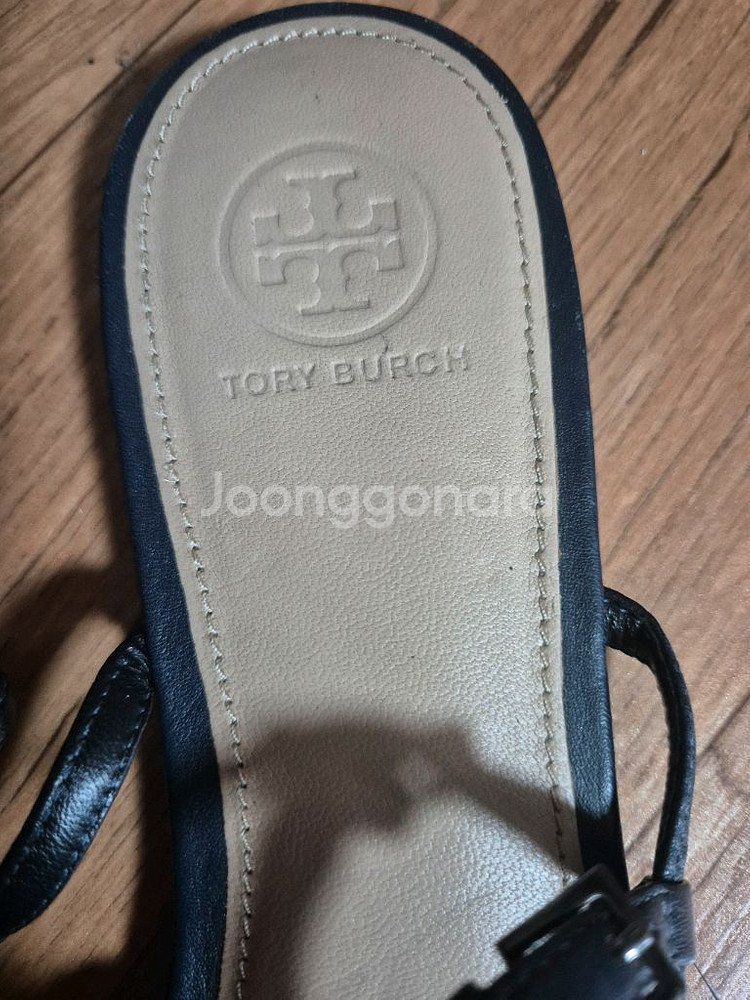 토리버치 쪼리 샌들 토리버치 리아나 플랫 샌들--3