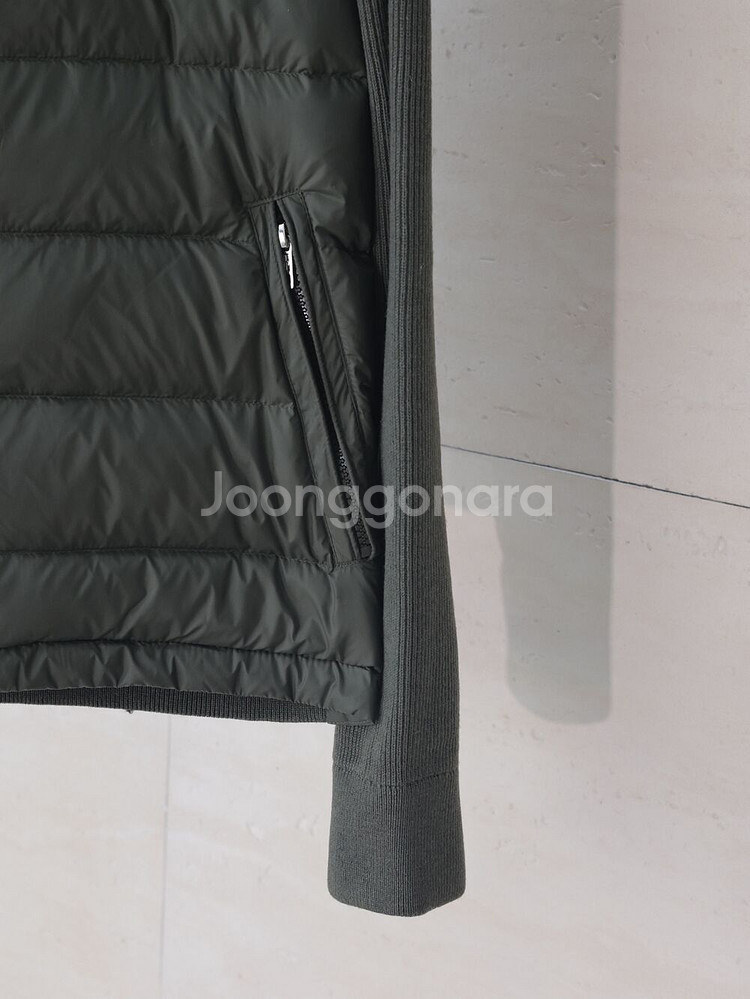 Moncler 남녀공용 후드 패딩 집업 자켓--2