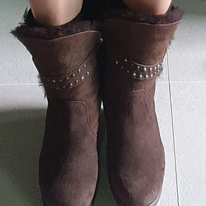 EMU 앵클 부츠240