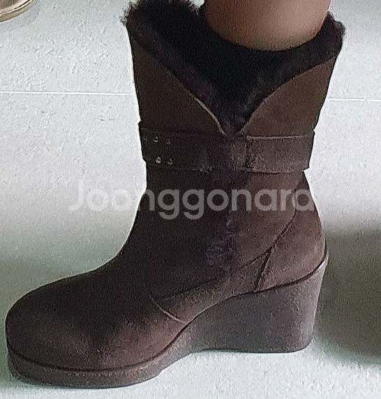 EMU 앵클 부츠240--7