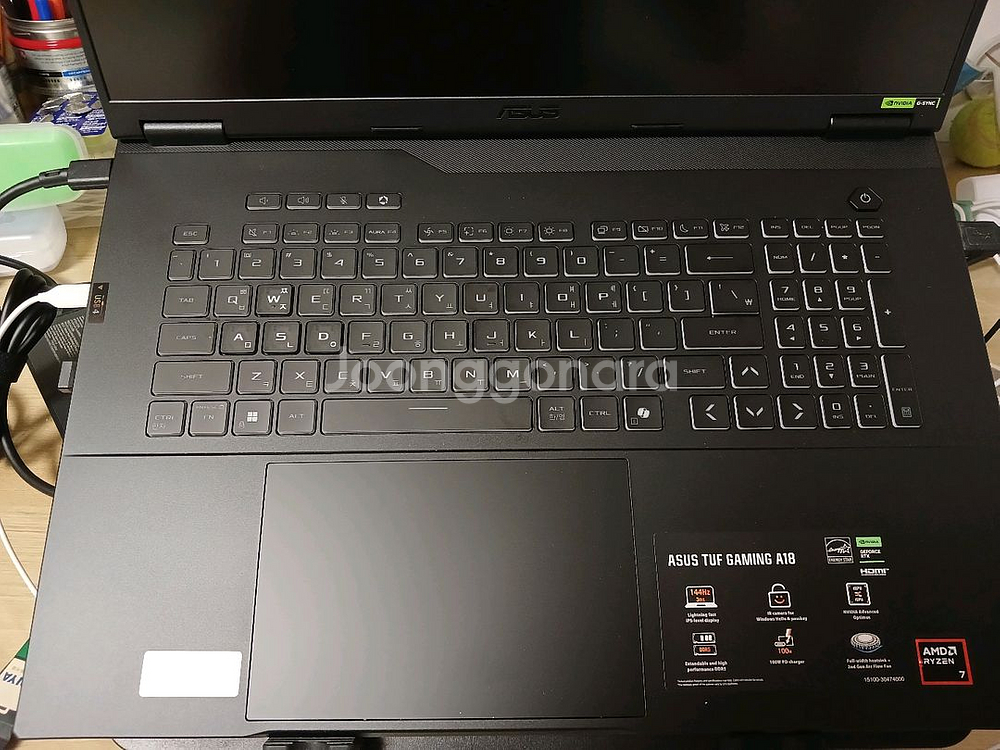 ASUS TUF GAMING A18--1