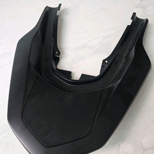 PCX 리어 캐리어 커버 판매합니다.