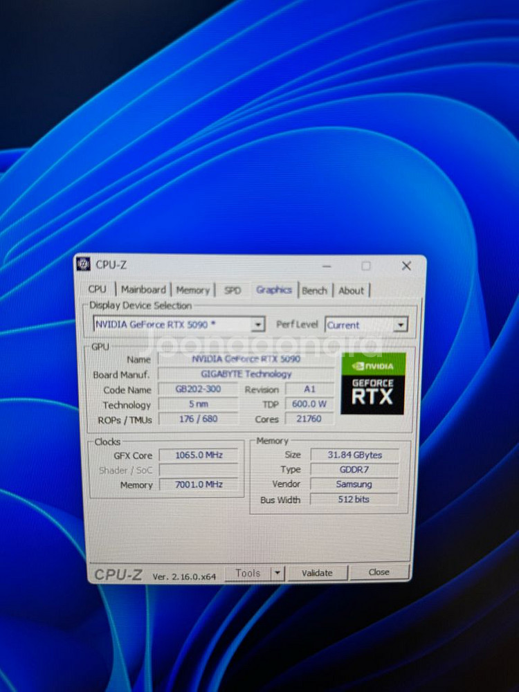 [고사양 PC] 9950X3D + RTX 5090--4