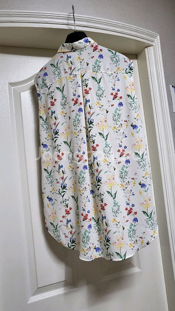 쉬즈미스 플라워 민소매 블라우스55--5