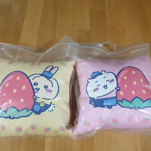 먼작귀 쿠션2개 이디야커피 콜라보 새상품