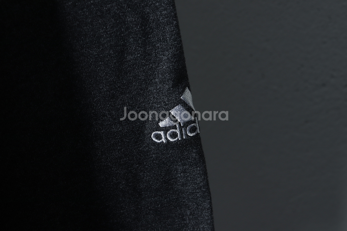 (XL) 아디다스 긴팔티셔츠 기능성 반폴라 그레이--4