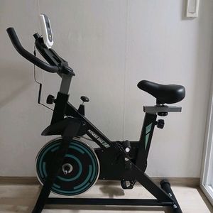 실내 사이클링 머신