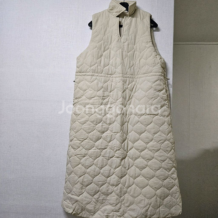 새상품) 가볍고 따뜻한 퀼팅 조끼 롱원피스--0