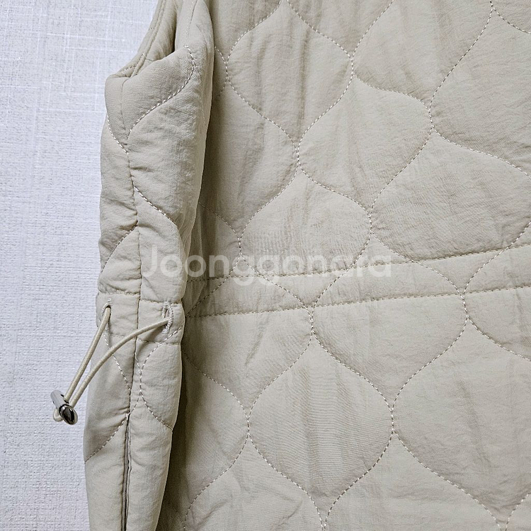 새상품) 가볍고 따뜻한 퀼팅 조끼 롱원피스--1