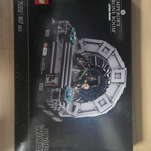 레고 75352 황제알현실 미개봉 판매합니다