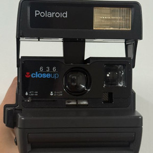 폴라로이드 636 close up