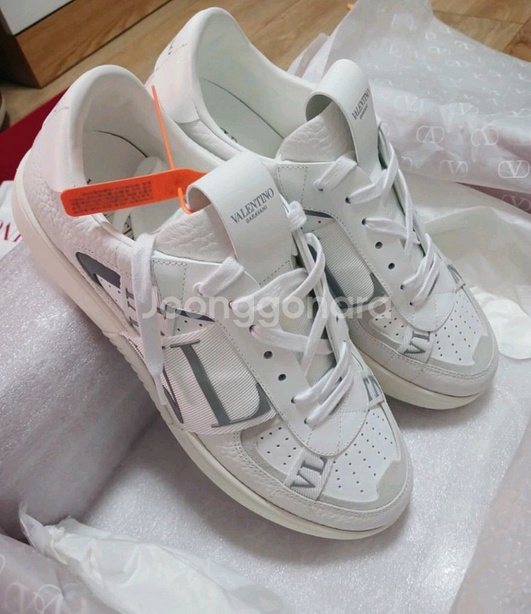 발렌티노.운동화.신발(새상품정품)--0