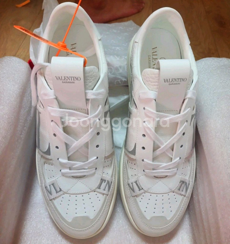 발렌티노.운동화.신발(새상품정품)--3
