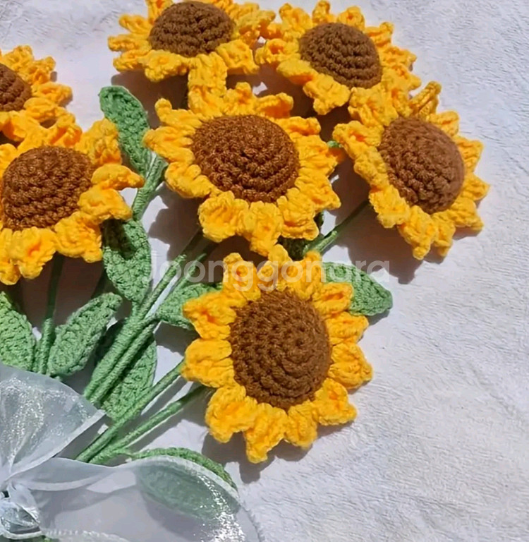 핸드메이드 뜨개.행운을 불러오는 해바라기꽃--1