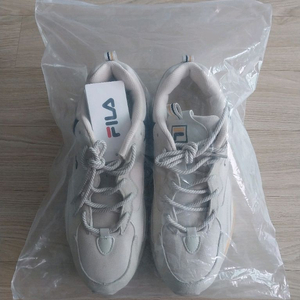 휠라(필라) 레이 트레이서 265 미착용