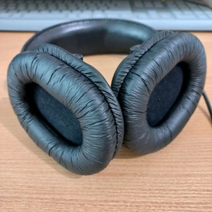 소니 MDR-7506