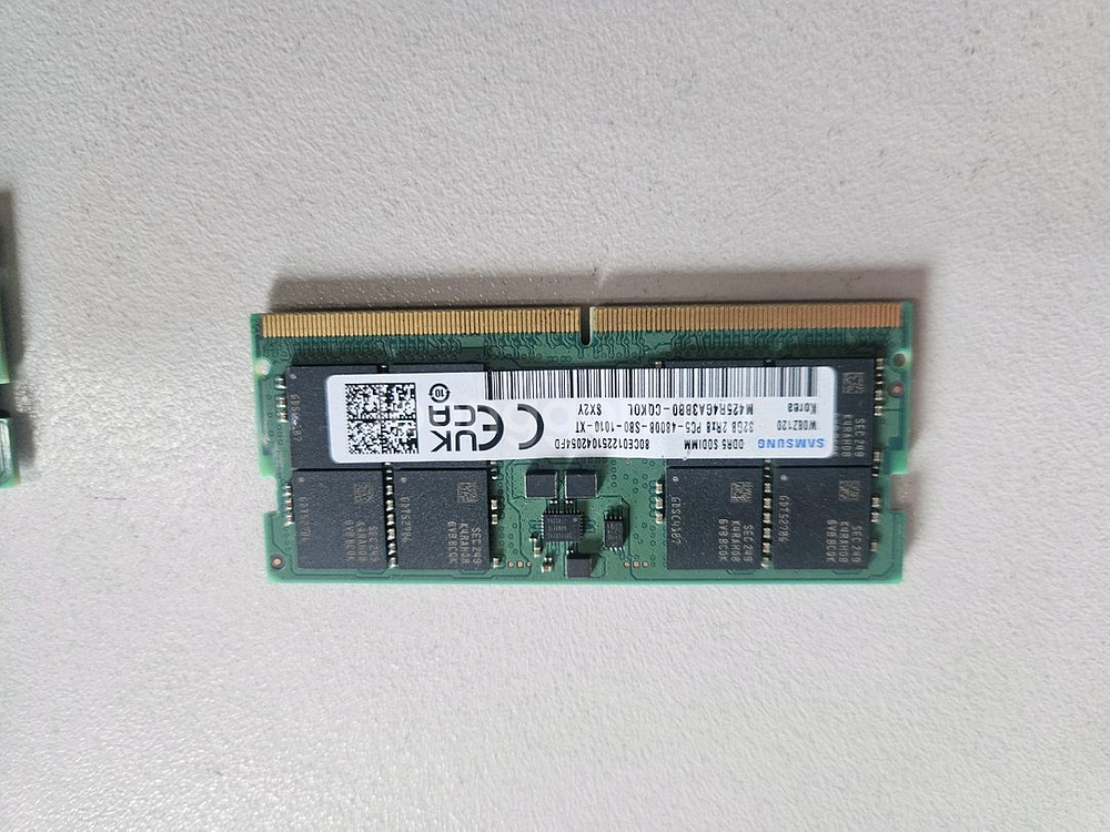 삼성노트북하드 DDR5 32G--0