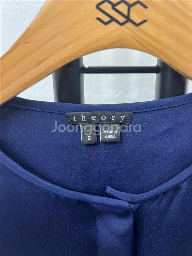 정품) theory 띠어리 네이비 롱 슬리브 실크 원피--6