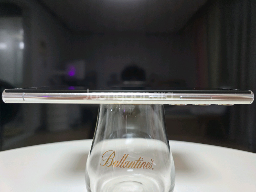 갤럭시 S22 울트라 256GB 화이트 판매합니다.--5