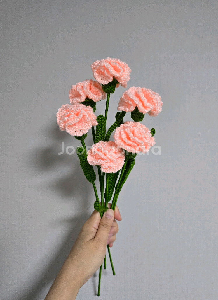 핸드메이드 뜨개.감사 표현하는 카네이션꽃--2