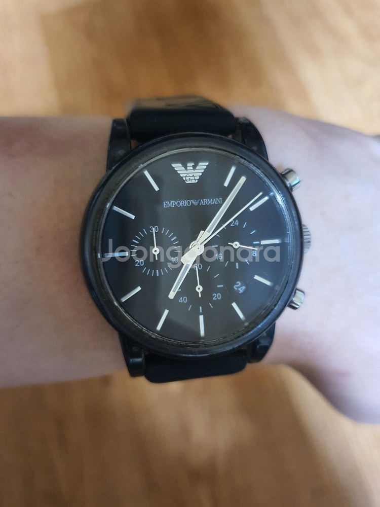 아르마니 우레탄밴드 시계--1