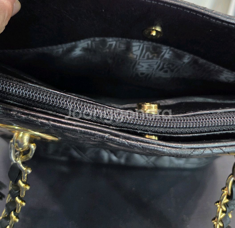 메트로시티 블랙 퀼팅 숄더백 정품 인기제품!--1