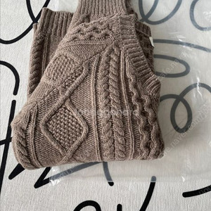 리버 어드레스 워터 이태리울100 니트