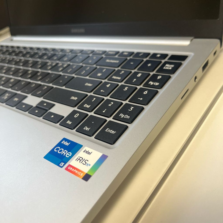 삼성 갤럭시북 노트북 i5 750xda 실버 거의새것 이미지