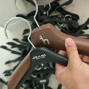 옷걸이 싸게팝니다 공장생산 새상품 재고많음 얇은 두꺼운