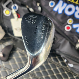 존바이론52도웨지