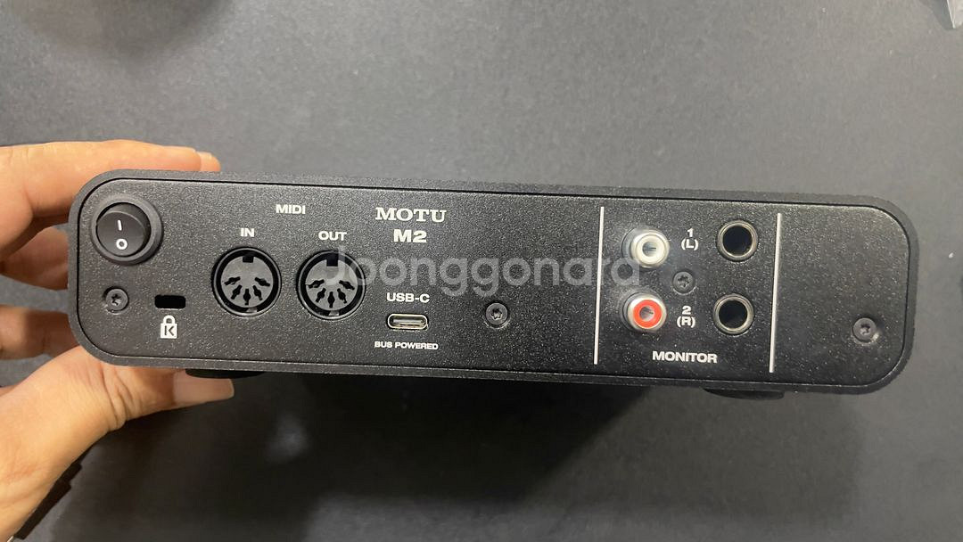 Motu M2--2