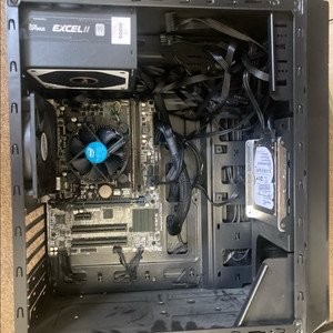 인텔 i3-7100 기가바이트 데스크탑 본체