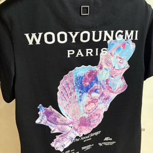 우영미 코랄 그래픽 반팔