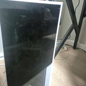 i7 8700 본체 데스크탑 팝니다 글카x