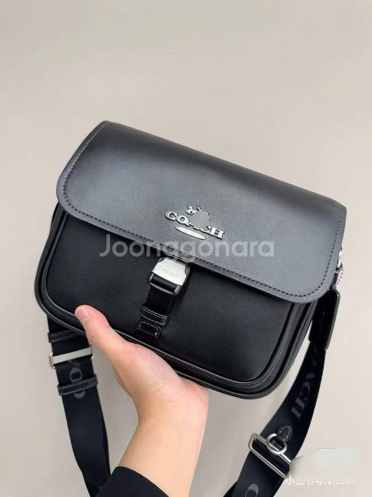 코치 페이스 메신져백CR098 블랙[새상품]해외--1