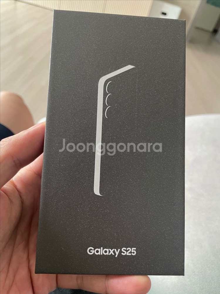 갤럭시s25 256 실버 자급제 미개봉 판매합니다--0