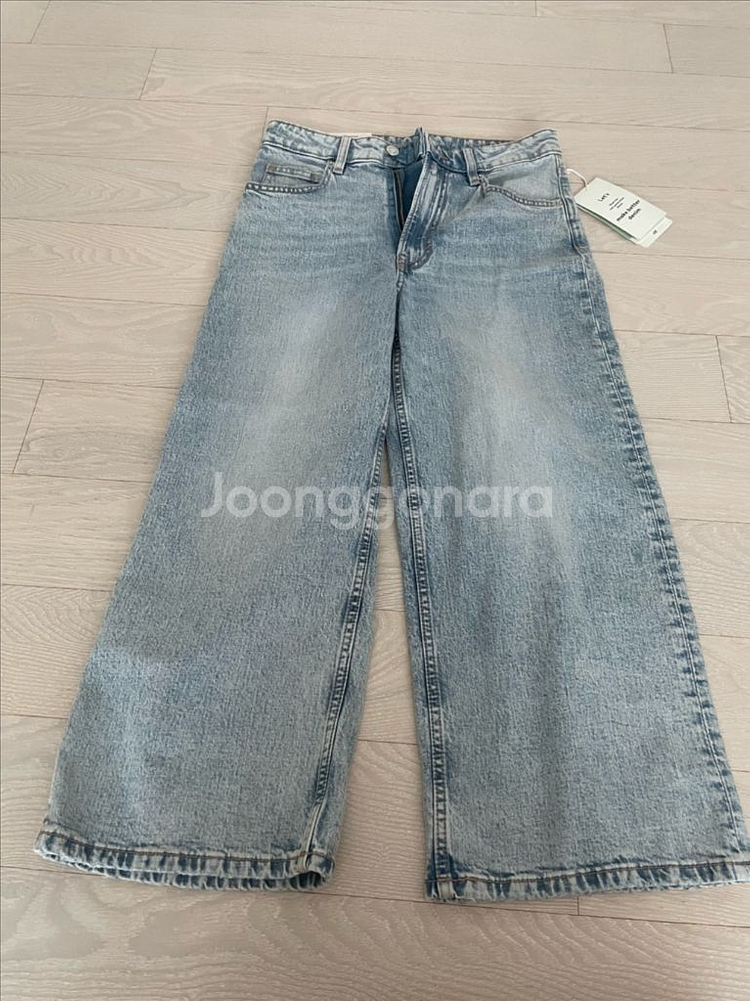 H&M 에이치엔엠 와이드핏 연청바지 새상품--0