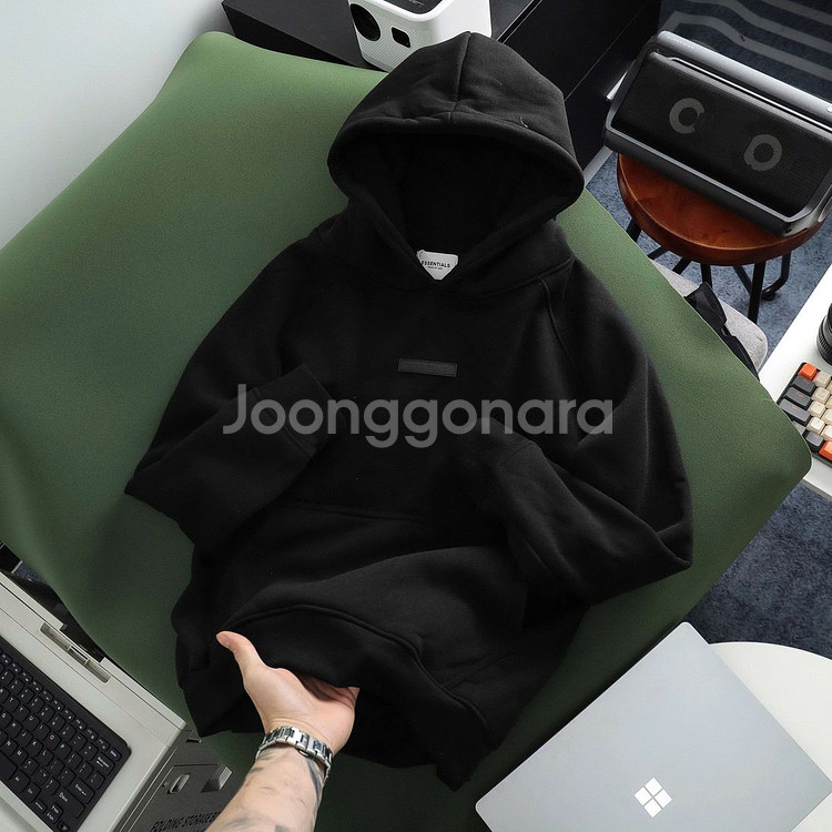 에센셀 후드 풀오버 5종[새상품]해외--7