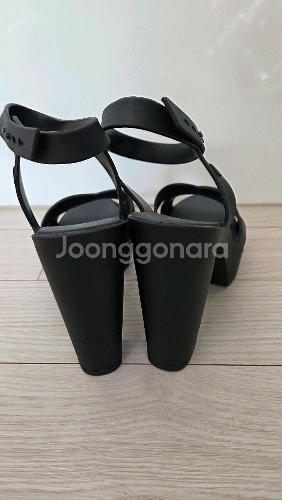 멜리사 힐 샌들--2