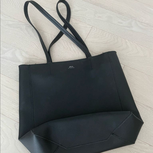 질바이질스튜어트 블랙 숄더백