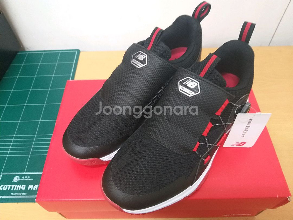 뉴발란스 정품 남성용 프레쉬 폼 보아 골프화 280 판--1