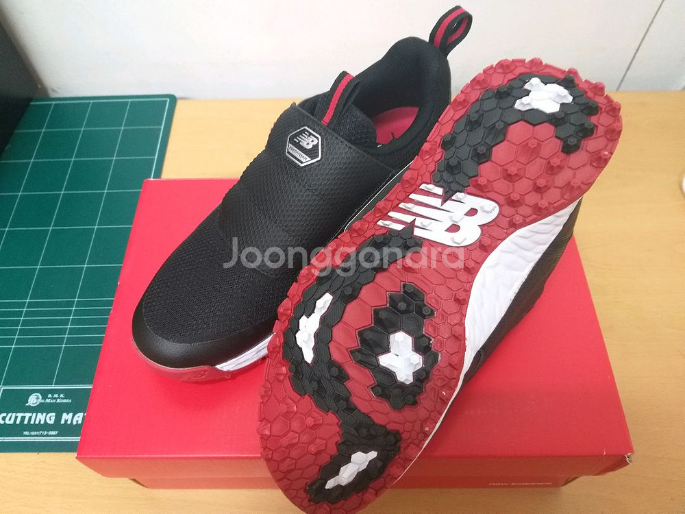 뉴발란스 정품 남성용 프레쉬 폼 보아 골프화 280 판--2