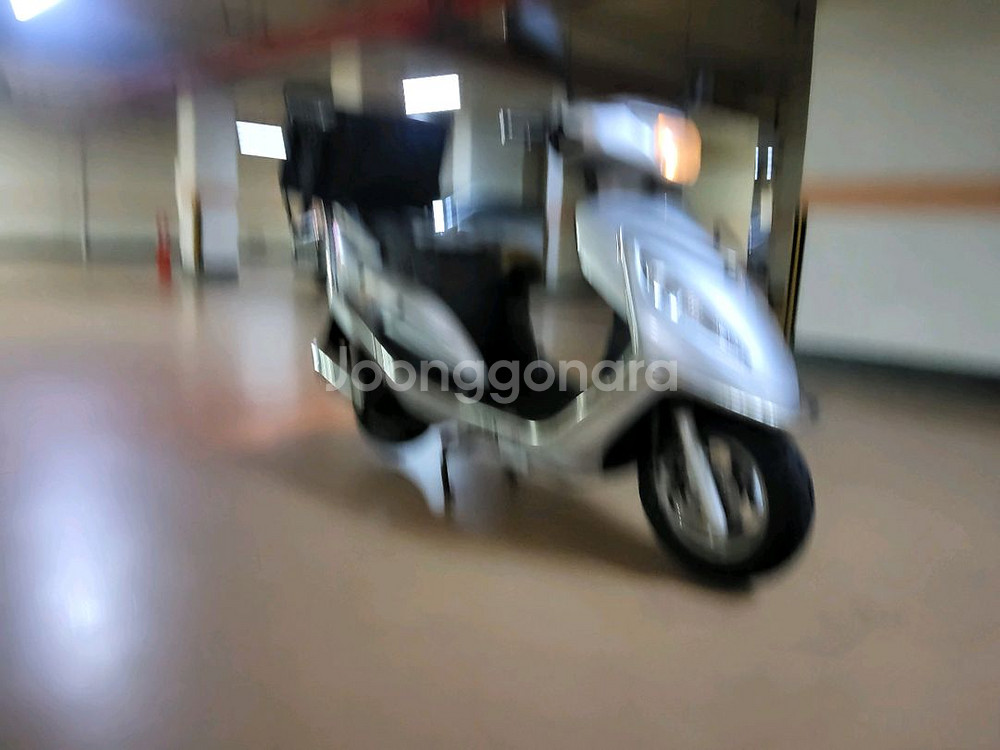 KR모터스 비버125cc 2014년식 스쿠터--5