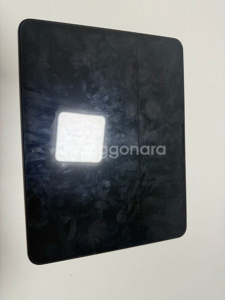 아이패드 프로 m4 13인치 256 wifi 판매합니다--0