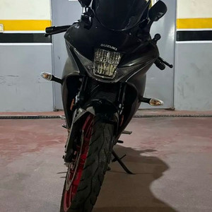 개인)스즈키 gsx-r125 24년식