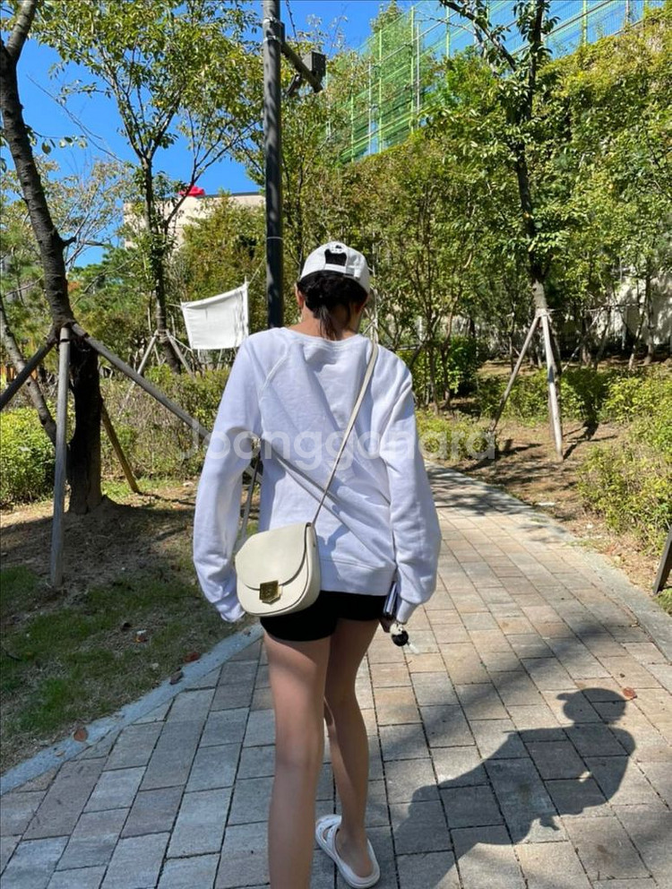 셀린 트로터백--3