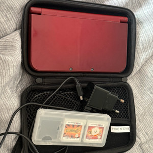닌텐도 NEW 3DS XL 레드