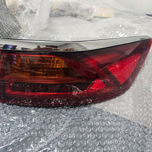 올 뉴 K7 후미등 판매합니다.